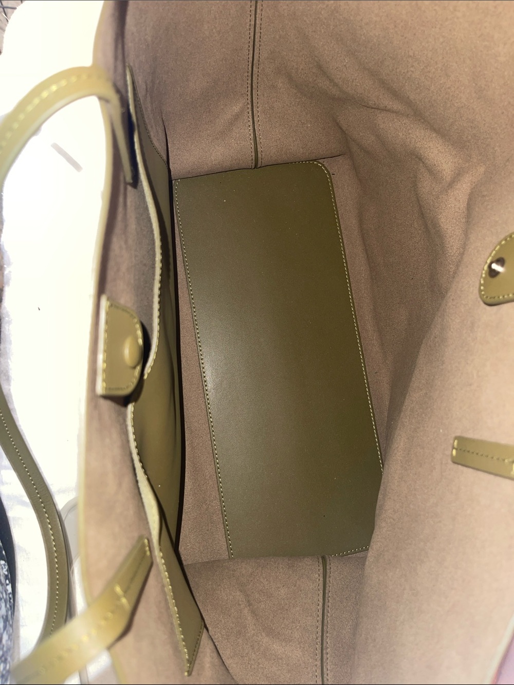 Everlane The Luxe Italian Leather Tote Bag - Picture 10 of 17